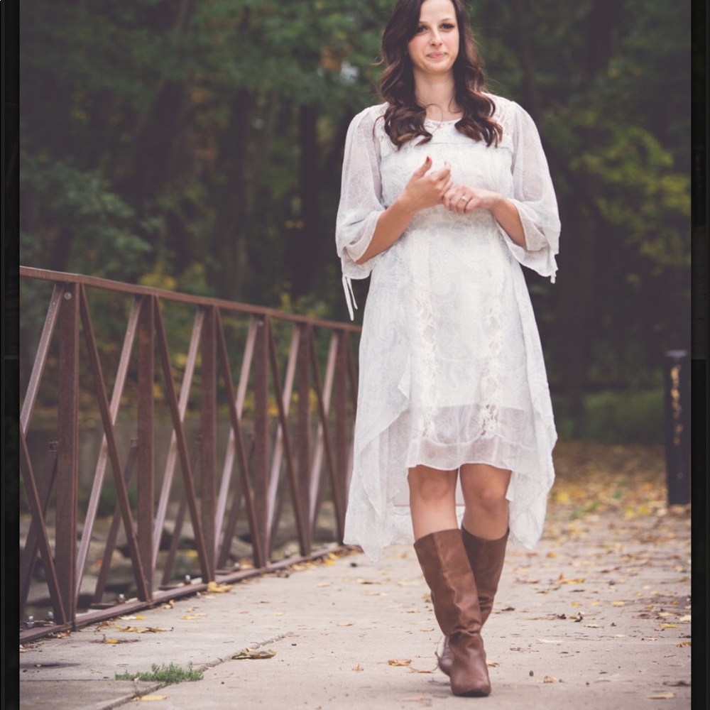 Lauren Conrad white dress with lace